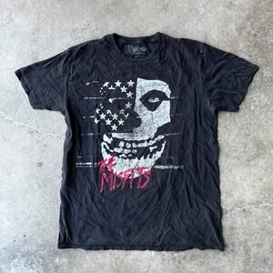 MISFITS 2017 BLACK SHIRT CONCERT ROCK TEE GRAPHIC MENS LARGE FADED